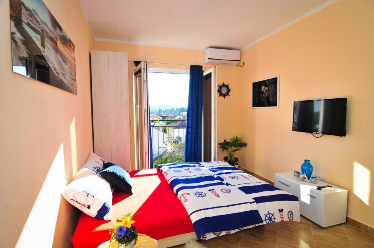 Apartments M&T Тиват Екстериор снимка